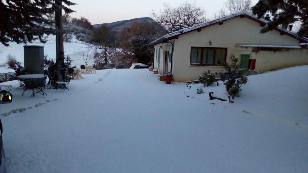Agriturismo San Martino โฟลีโญ ภายนอก รูปภาพ