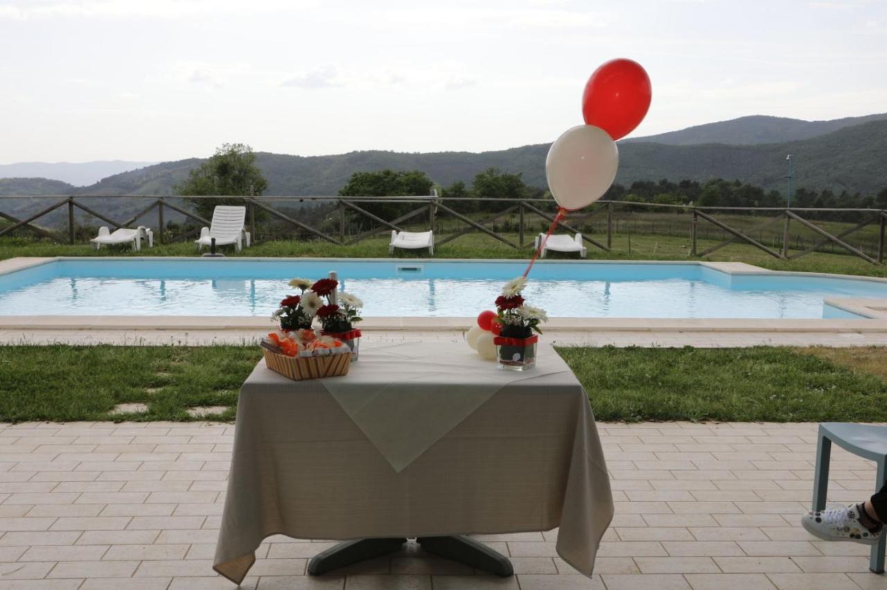 Agriturismo San Martino โฟลีโญ ภายนอก รูปภาพ